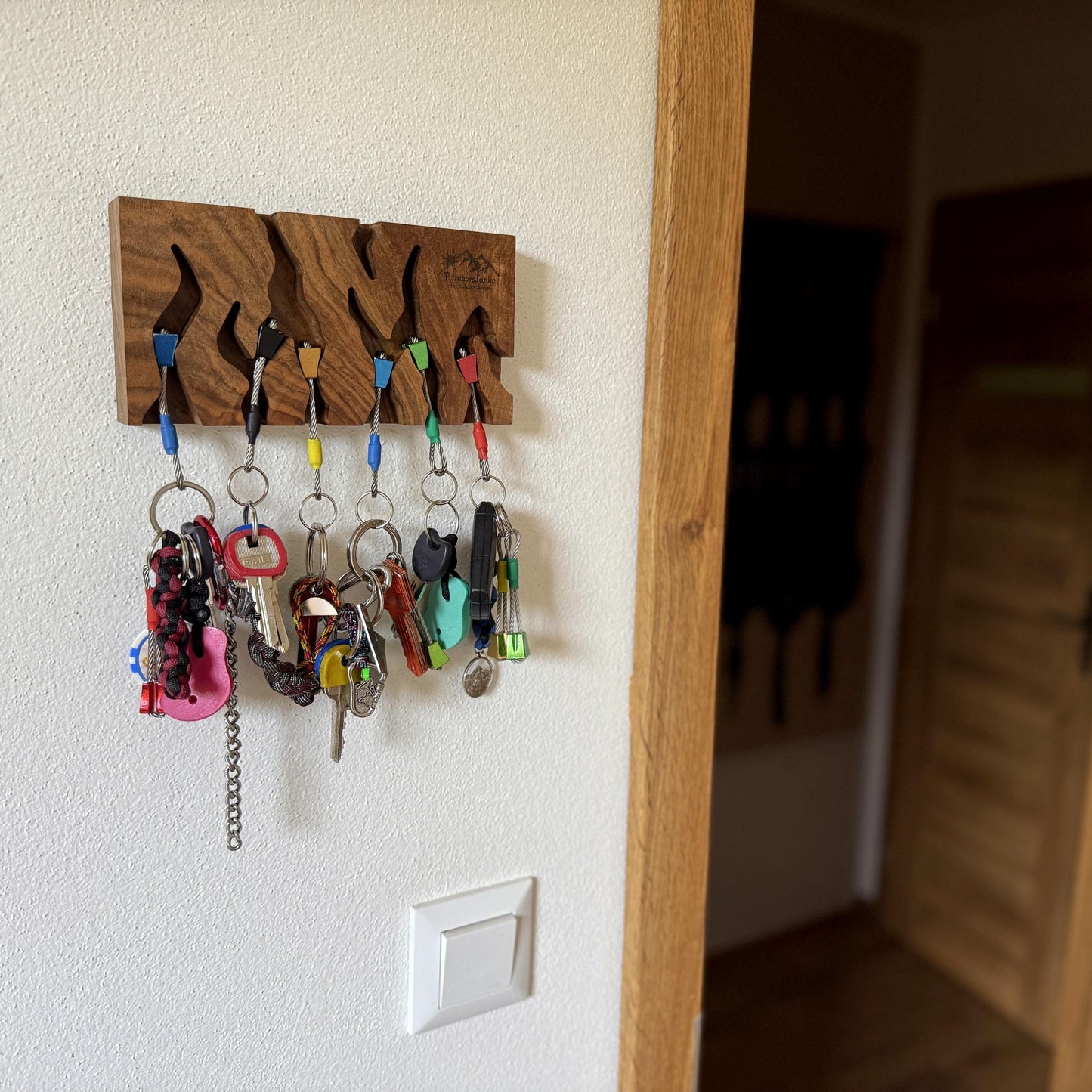 Big Walnut Wood Climbing Key Holder for Climbers Gift