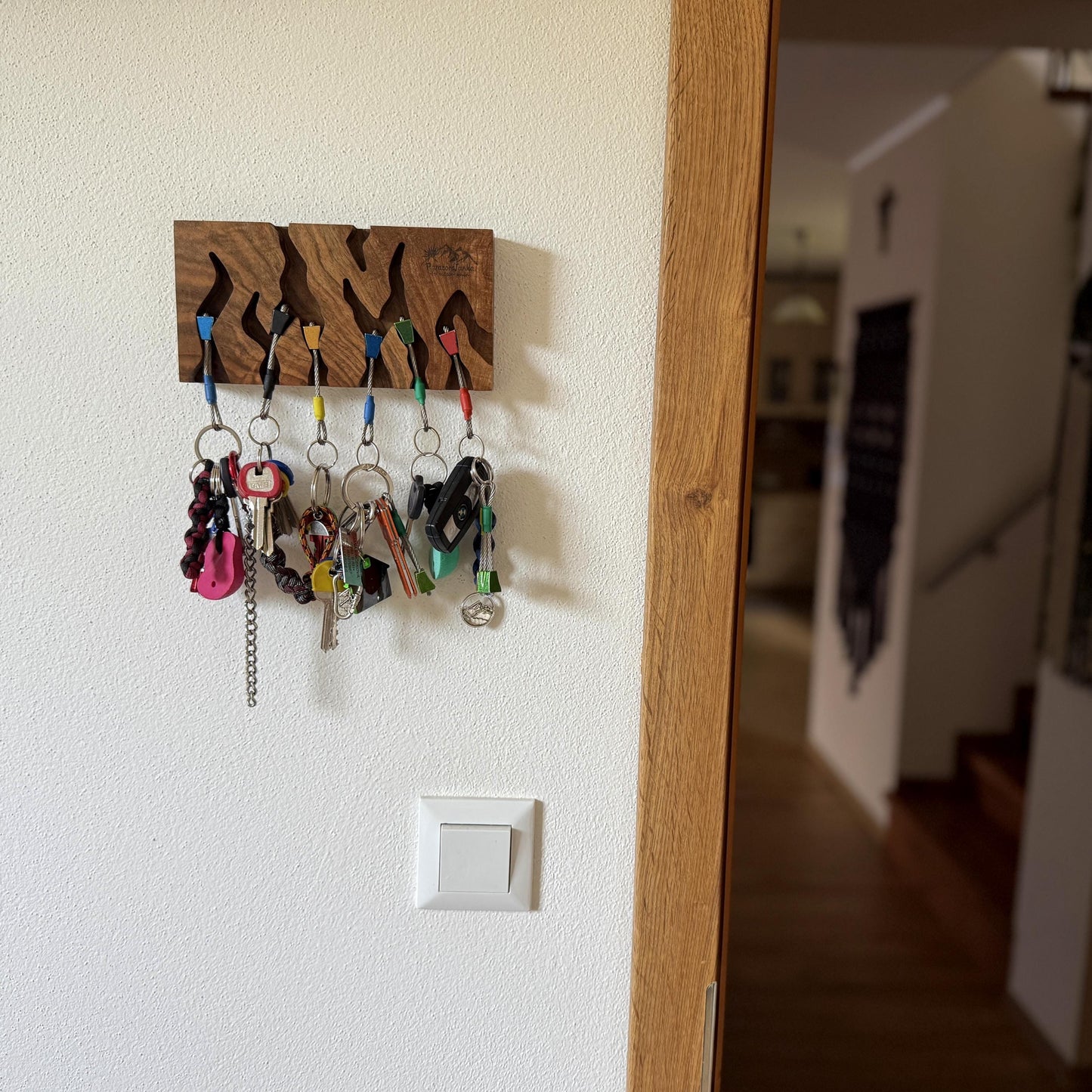 Big Walnut Wood Climbing Key Holder for Climbers Gift
