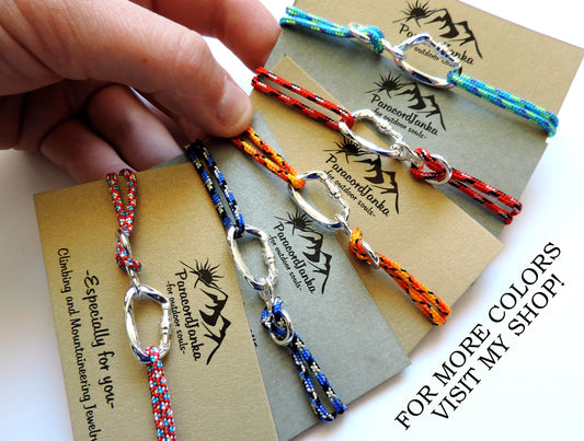 Paracord Climbing Bracelet with Carabiner: Adjustable Mountaineering Jewelry