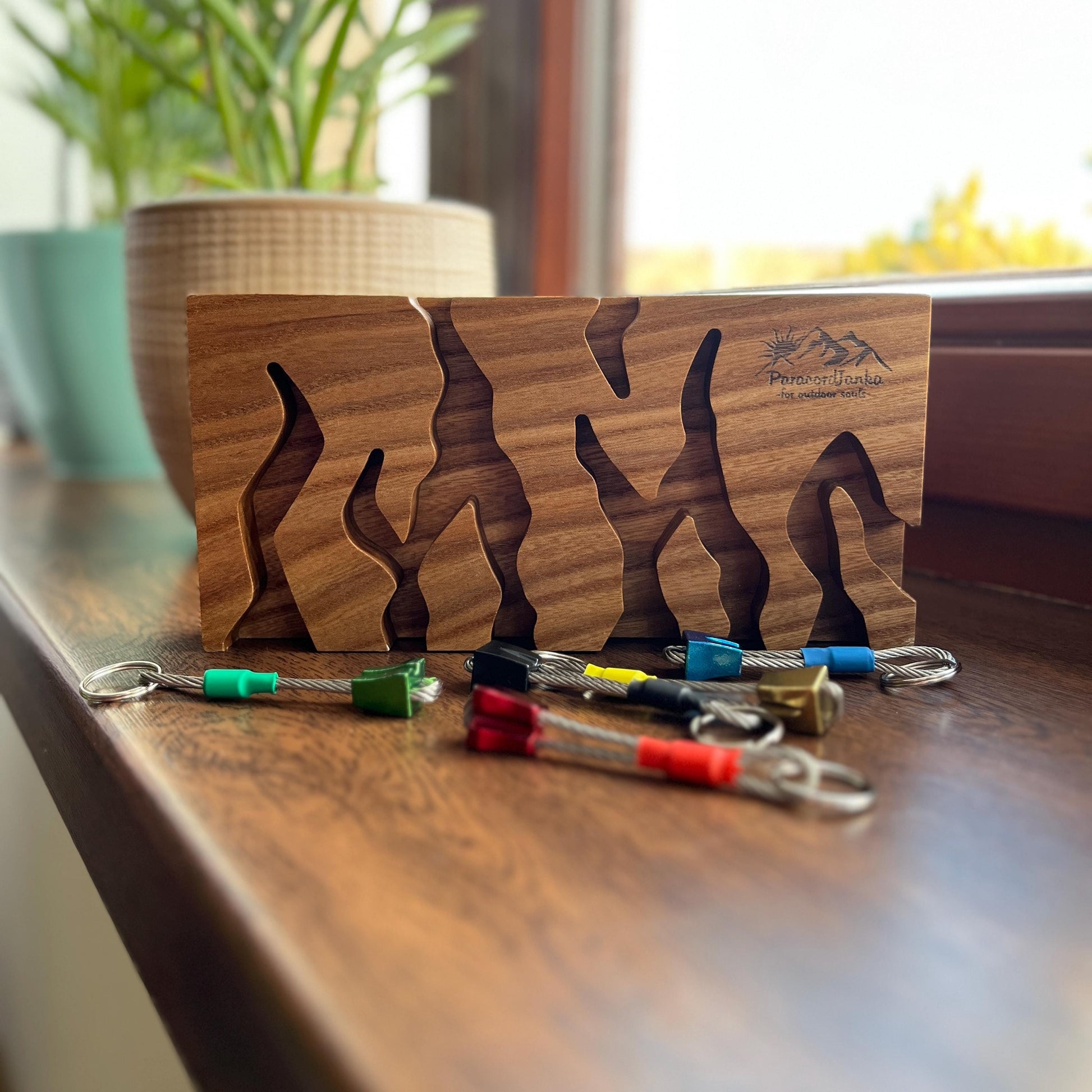 Big Elm Wood Climbing Key Holder for Climbers Gift