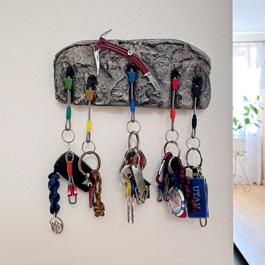 Climbing, Ice Axe Keyholder for Climbers - 5 keys version