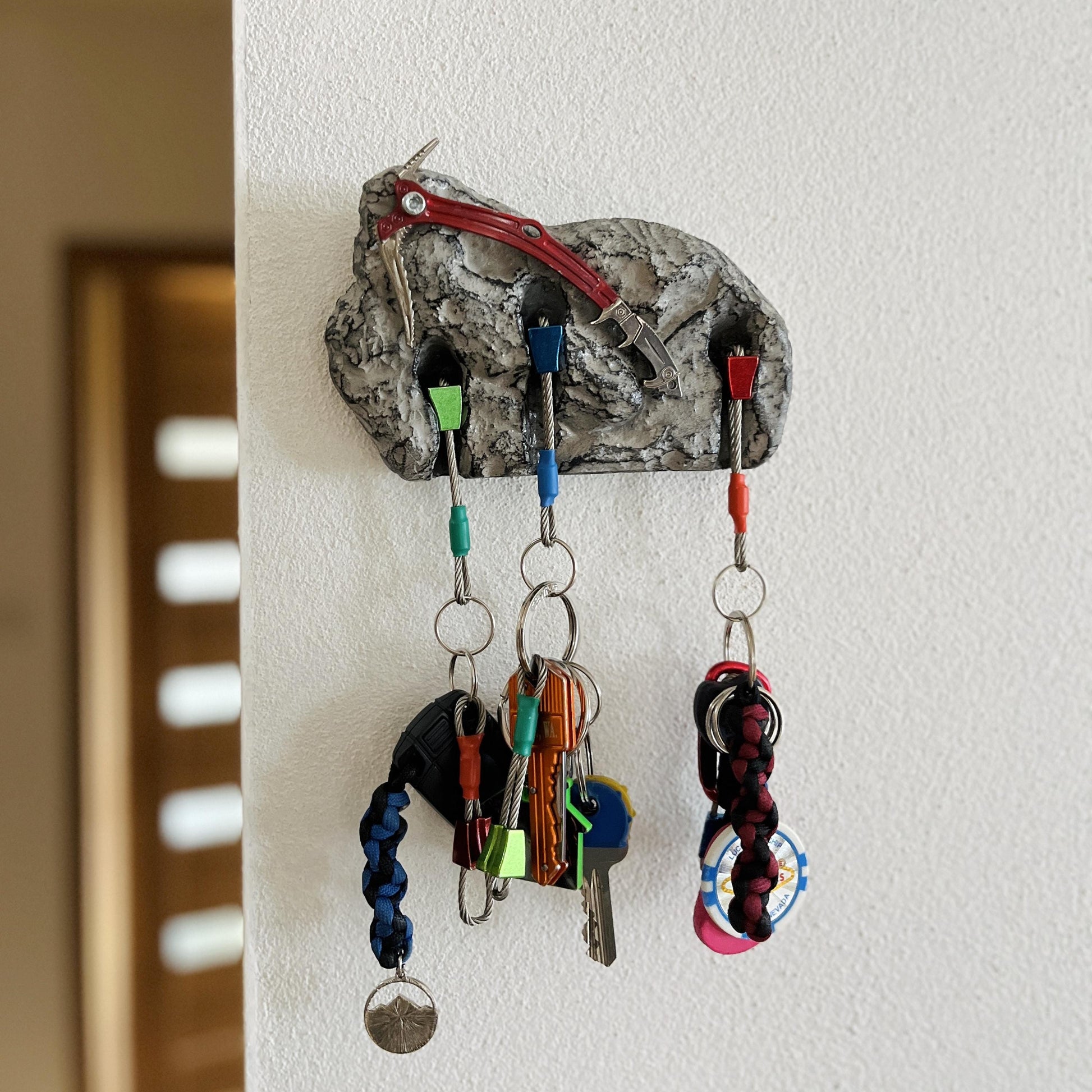 Ice Axe Keyholder for Climbers - 3 keys version