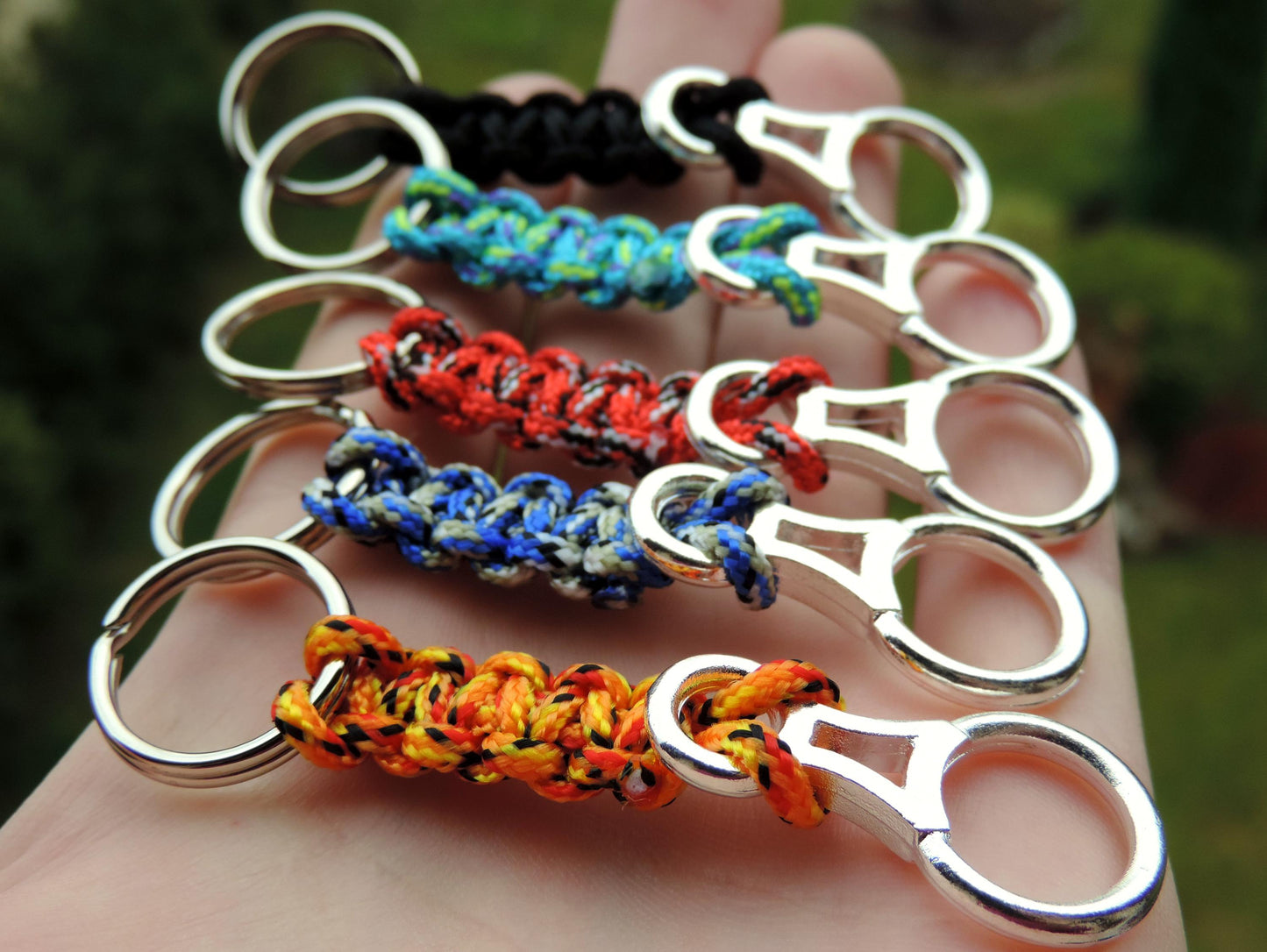 Climbing Figure 8 Keychain Gift
