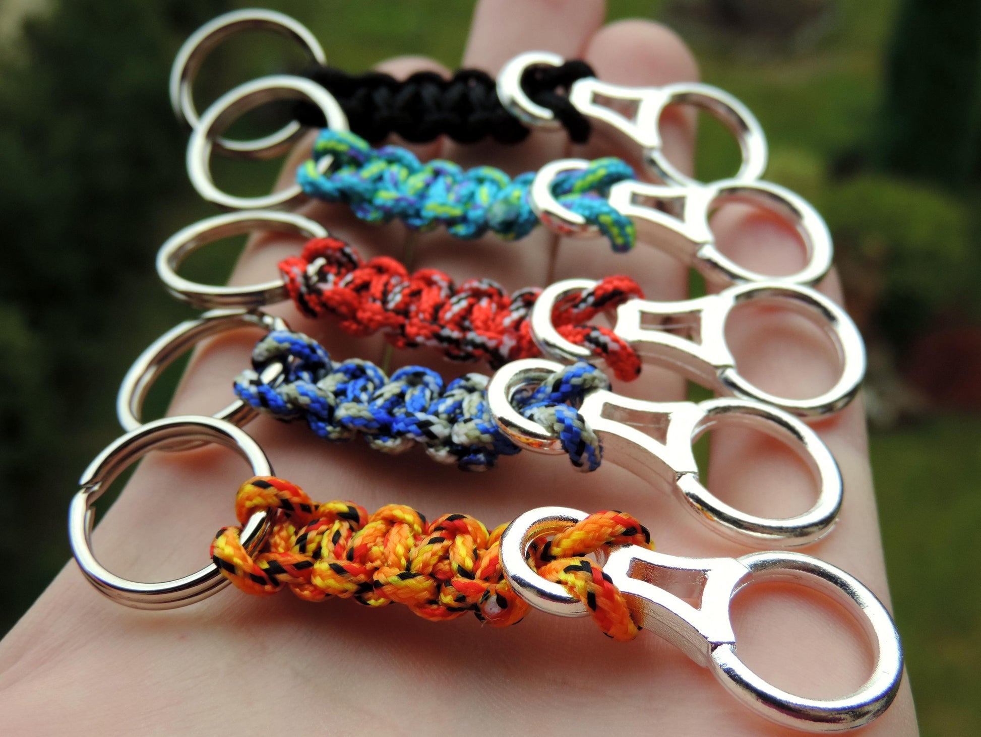 Climbing Figure 8 Keychain Gift