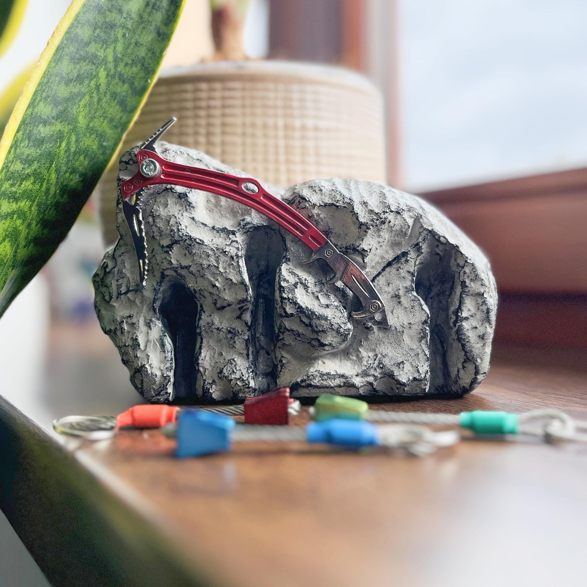 Ice Axe Climbing Keyholder - 3 keys version