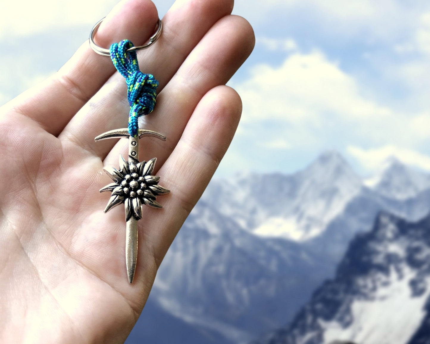 Edelweiss Ice Axe Keychain, Gift for Mountain Lovers, Climbing Jewelry