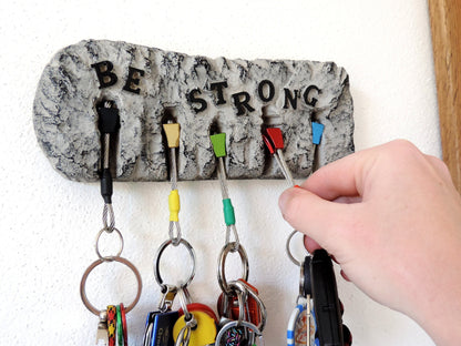 Be Strong Climbing Keyholder - 5 keys version